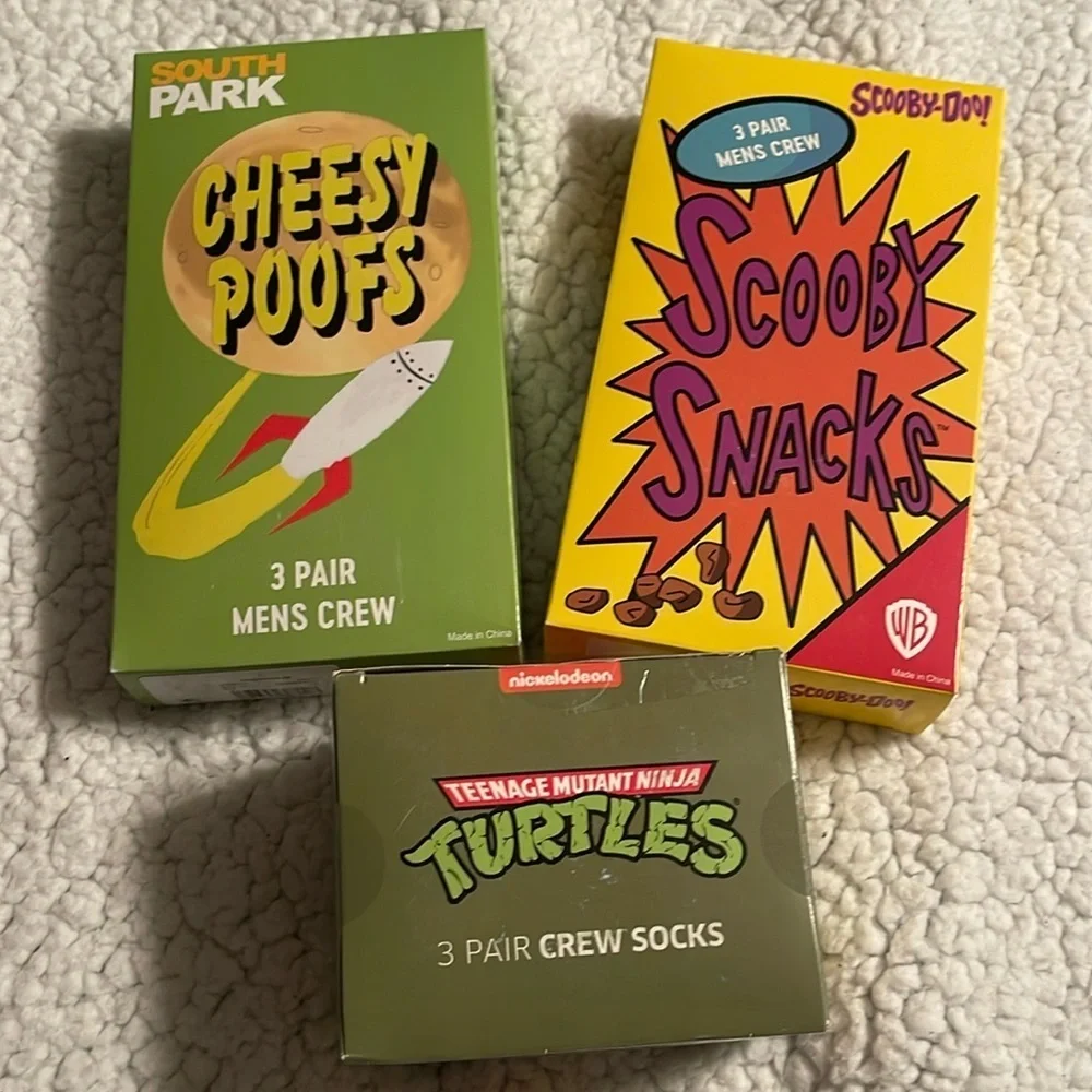 New three boxes of Novelty socks 10-13